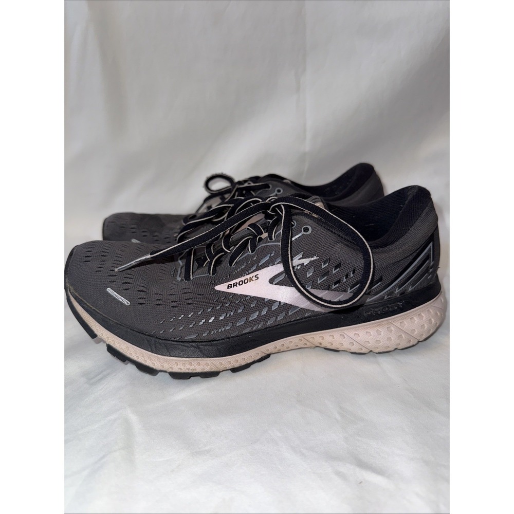 Brooks Ghost 13 Running Shoes Gray/Pink/Black Athletic Sneakers Womens Size 8 B